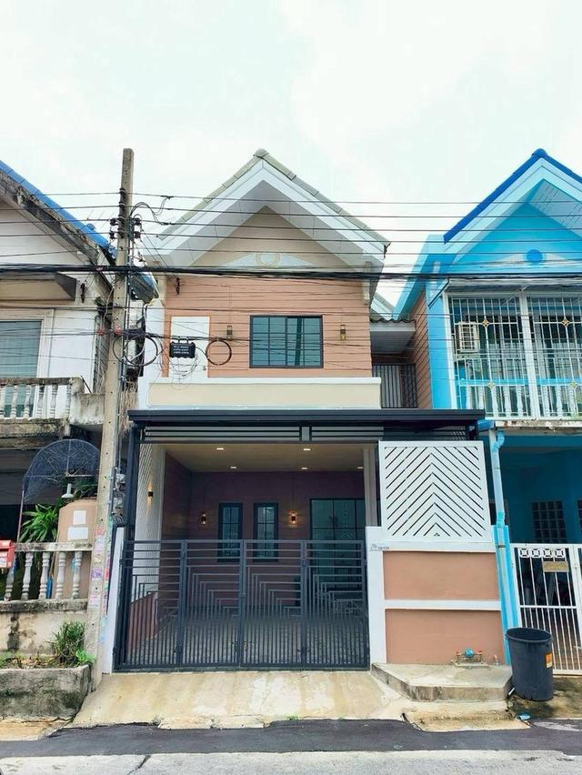 หมู่บ้านแดนทอง 3
