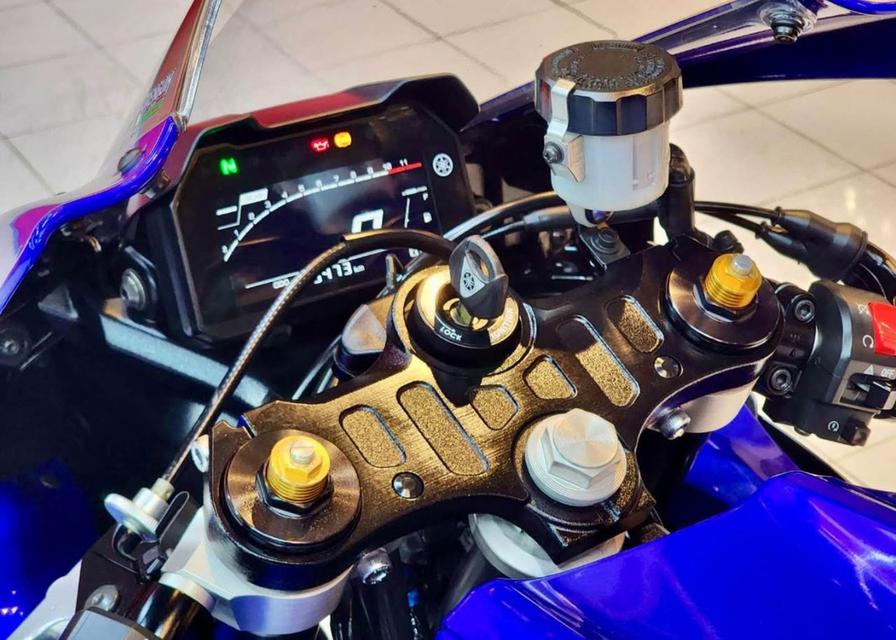 Yamaha YZF-R7 ปี 2022 สีน้ำเงิน 3