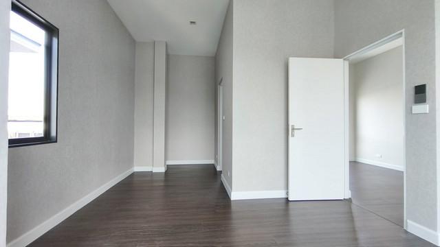บ้านเดี่ยว 2 ชั้น บ้านใหม่ไม่เคยเข้าอยู่ Bangkok Boulevard รามคำแหง-วงแหวน 4 ห้องนอน | ห้องน้ำในตัวครบทุกห้อง | Smart Home 12