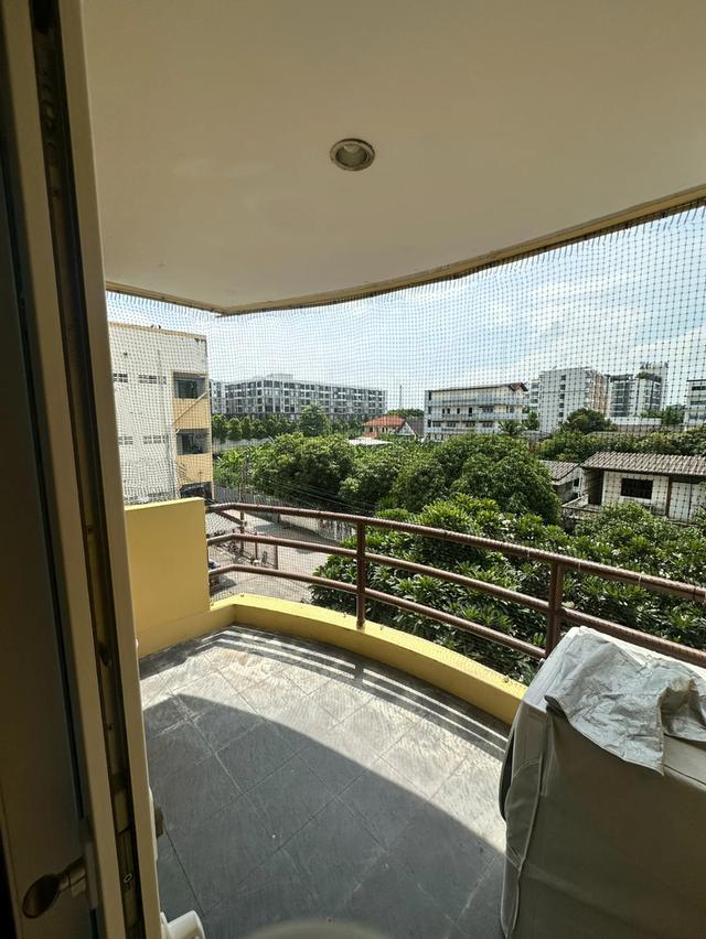 คอนโด เดอะ ลิฟวิ่ง ทาวเวอร์ สุขุมวิท 64/1 พระโขนง กรุงเทพมหานคร 12