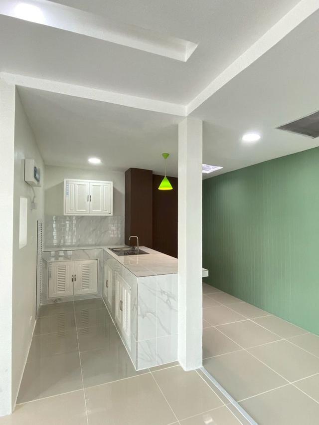 ขาย ทาวน์เฮาส์ 2 ชั้น ,เนื้อที่ 38 ตารางวา หมู่บ้านเดอะวิลล่า วงแหวน-รามอินทรา ซอยคู้บอน 27 แยก 10 แขวงท่าแร้ง เขตบางเขน กรุงเทพฯ 14