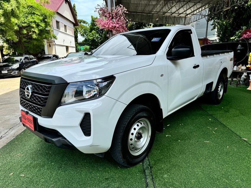 NISSAN NAVARA NP300 รุ่น SINGLECAB ตัว SL  รุ่น4x4 เครื่อง2.5cc. เกียร์ธรรมดา ปี 2023 #รถมือเดียวป้ายเเดงไมล์แท้100% วิ่งน้อยมากๆๆๆ15,xxxกิโล 3