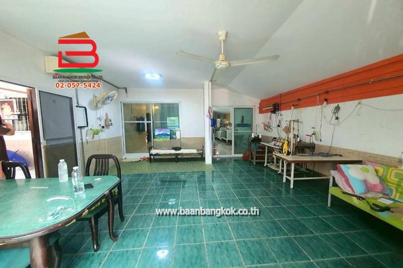 บ้านเดี่ยว หมู่บ้าน ทหารกองหนุน บางชัน เนื้อที่ 45 ตร.ว (ซอยพระยาสุเรนทร์ 28) แขวงบางชัน เขตคลองสามวา กรุงเทพมหานคร 3