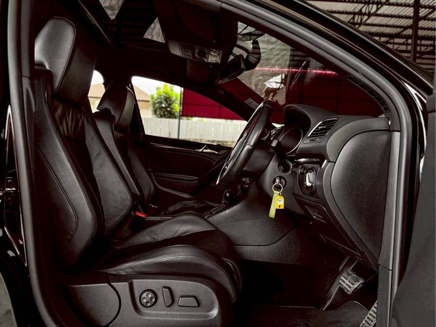  VOLKSWAGEN GOLF 2.0 GTI  10