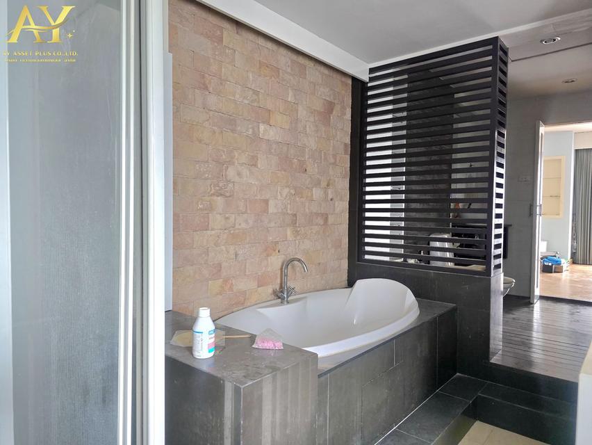 บ้าน ทาวน์เอ้าส์3ชั้น มบ.ศุภาลัยวิลล์ ซอยนวลจันทร์64 บึงกุ่ม 21.9ตรว 11