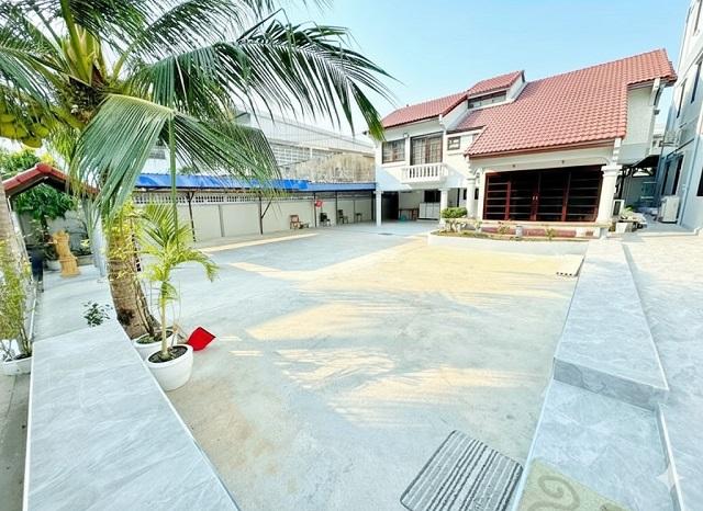 BTSอ่อนนุช 1.8กม.ให้เช่าบ้านเดี่ยว 2 ชั้น ใหม่ 400 ตร.ม.101ตร.วา.ฟังก์ชันครบ 4-5นอน อ่อนนุช13-19 4น้ำ เฟอร์ฯพร้อมอยู่ 1