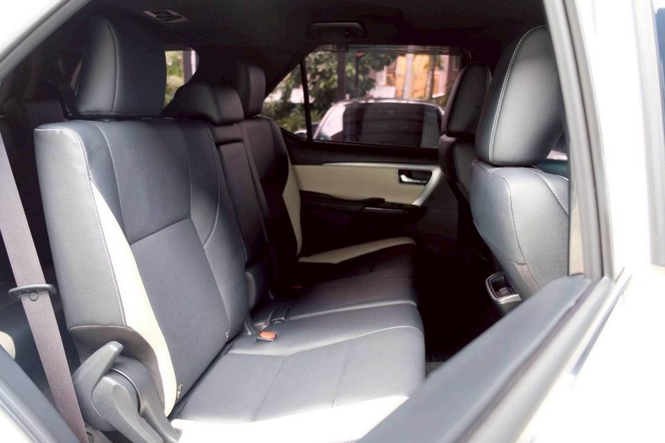 รหัสรถ SAP6030 🚗 Toyota Fortuner 2.8 Legender 4WD ปี 2021 12