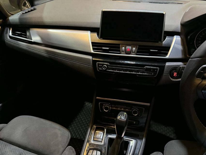 BMW 218i Active Tourer M-Sport (F45) ปี 2015 รูปที่ 11
