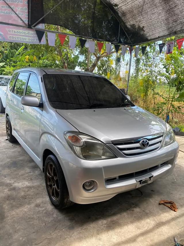 Toyota Avanza ขาย