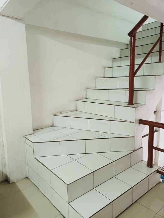 ตึกแถวพร้อมอยู่ 5