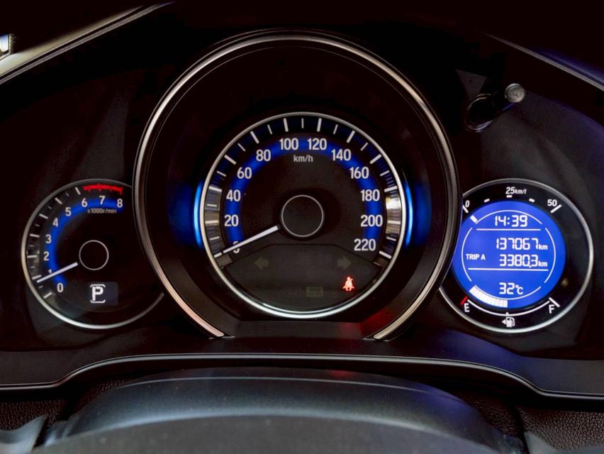 Honda Jazz 1.5RS + ปี 2017 ♨️ #ประกันเครื่องเกียร์3ปี3หมื่นkm♨️ 15