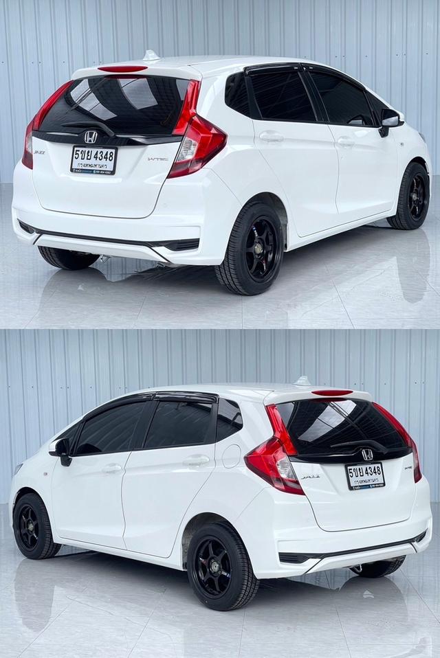 Honda jazz1.5 at 2020 3