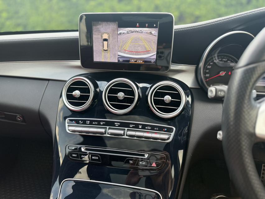 Benz C350e Estate AMG 2016 สีขาว 19