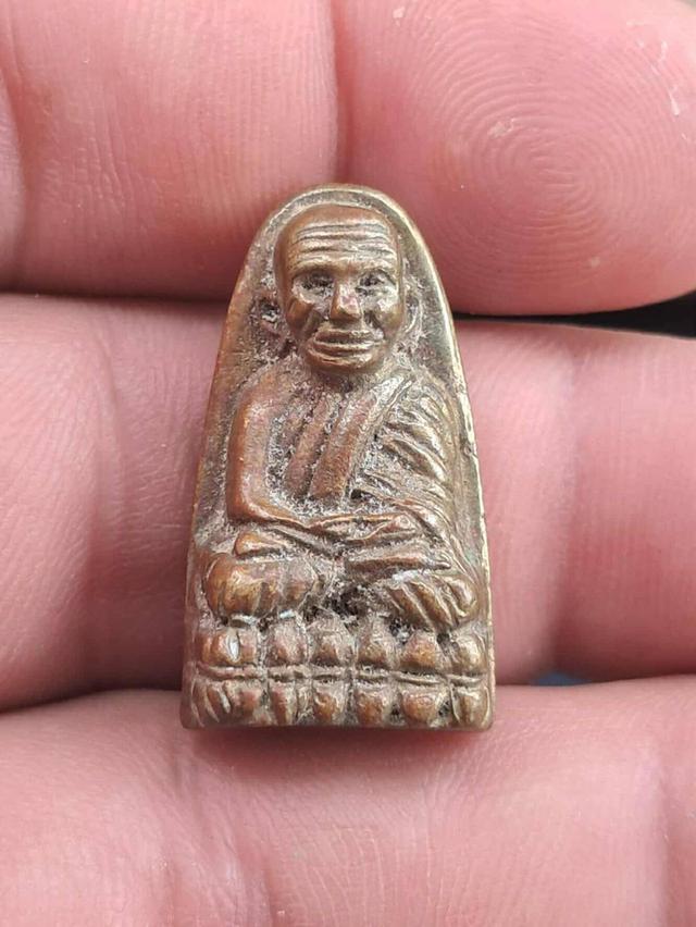 หลวงปู่ทวดเตารีดปั้มช้ำ 