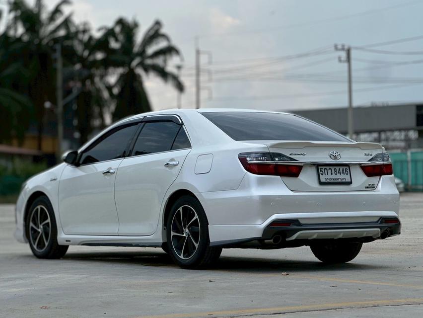 รหัสรถ PEAT4446 Toyota Camry 2.0 G Extremo สีขาวมุก ปี 2017