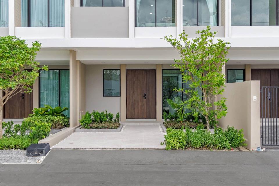 Luxury townhome project For Sale The Blisz ICONIC Sathon – Charan 35 3