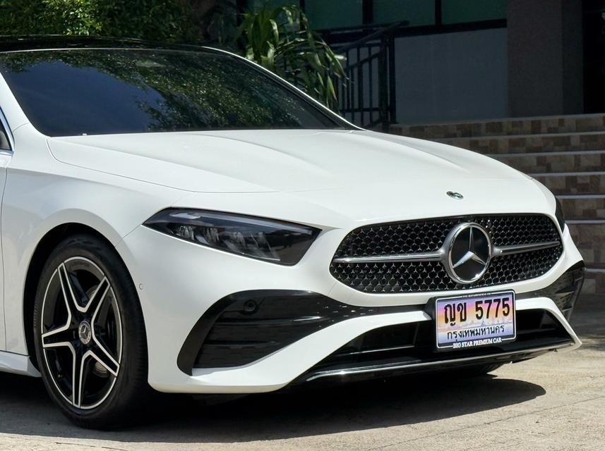 2025 BENZ A200 AMG DYNAMIC FACELIFT รถมือเดียวออกป้ายแดง สภาพป้ายแดง รถวิ่งน้อยเพียง 20,000 กม เข้าศูนย์ทุกระยะ รถไม่เคยมีอุบัติเหตุครับ รูปที่ 8