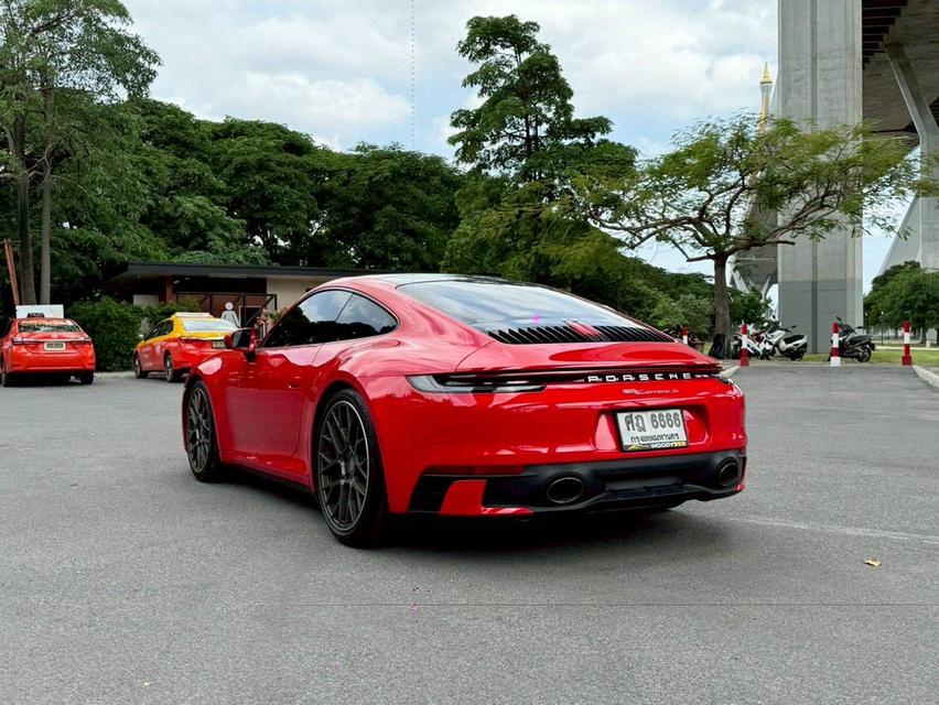 Porsche 911 Carrera S ปี 2020 (992) 7