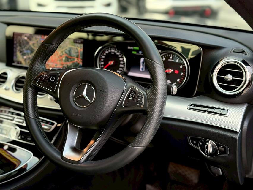 Benz E350e 2.0 ปี2018 รูปที่ 13