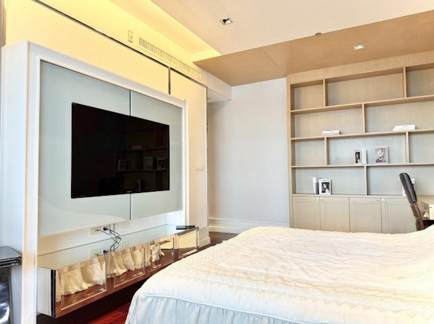 ให้เช่า คอนโด Athenee Residence (แอทธินี เรสซิเด้นซ์) 140 ตรม 2 นอน 2 น้ำ ชั้น 37 เฟอร์ครบ + เครื่องใช้ไฟฟ้า พร้อมเข้าอย 5