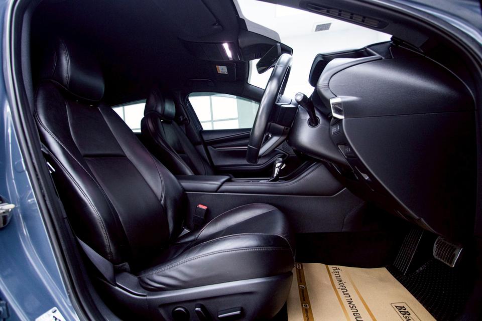 MAZDA 3 2.0 S Sports 2020 9