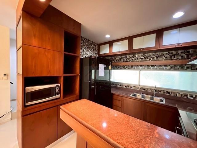 PB5948ให้เช่า ทาวน์โฮม 3 ชั้น โครงการ Noble Cube ซอยพัฒนาการ26 ให้เช่าฟอร์นิเจอร์พร้อมเข้าอยู่ 3