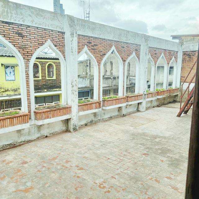 ทะลุถึงกัน 808 ตร.มไอคอนสยาม 2กม.อาคารพาณิชย์ 3 คูหา 5 ชั้น .6 นอน 4 น้ำ BTS กรุงธนบุรี 1.1กม. เหมาะสำหรับโฮสเทล สำนักงา 6