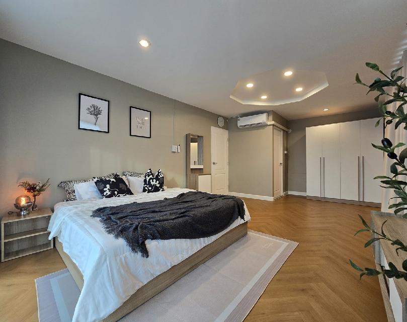 ให้เช่าบ้านเดี่ยว 2 ชั้น ซอยศรีบูรพา ใกล้แยกนิด้า บ้านสวยมาก / พื้นที่ดิน 50 ตารางวา / Renovate ใหม่ทั้งหลัง 5