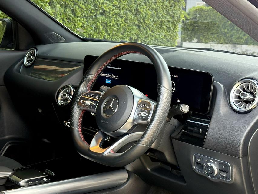 2022 BENZ GLA200 AMG รถมือเดียว 30,000 กม สภาพป้ายแดง รถเข้าศูนย์ทุกระยะ ไม่เคยมีอุบัติเหตุครับ 10