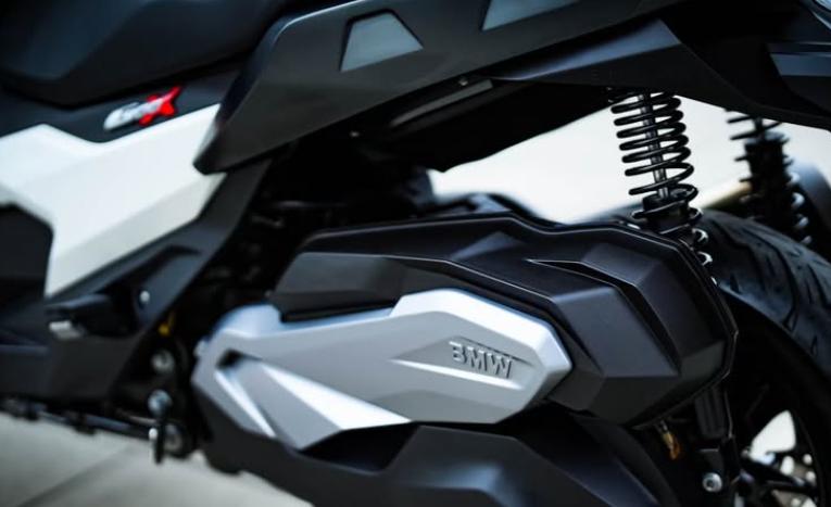 2019 BMW C400X 7