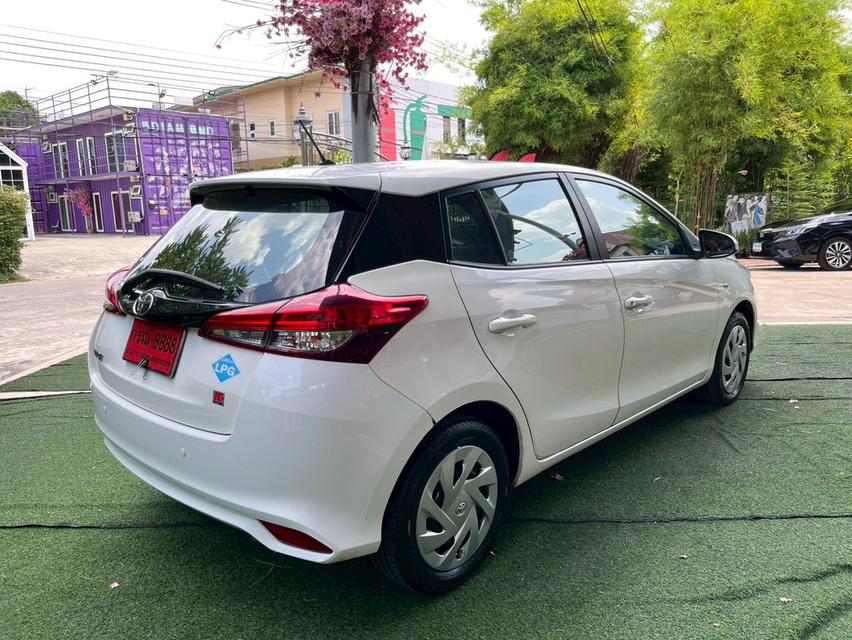 TOYOTA YARIS Hatchback 1.2 Entry ปี 2022 ติดแก๊ส LPG รูปที่ 3