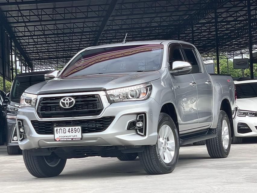 Toyota Revo 2.4E Plus ปี17 3