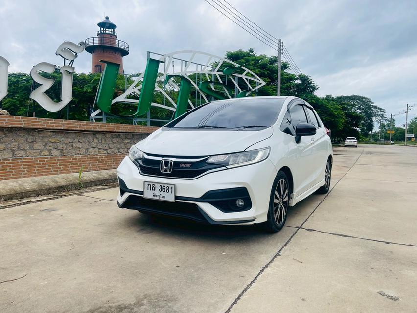  Honda Jazz 1.5 RS AT 2017 รถบ้านเจ้าของเดียว  3