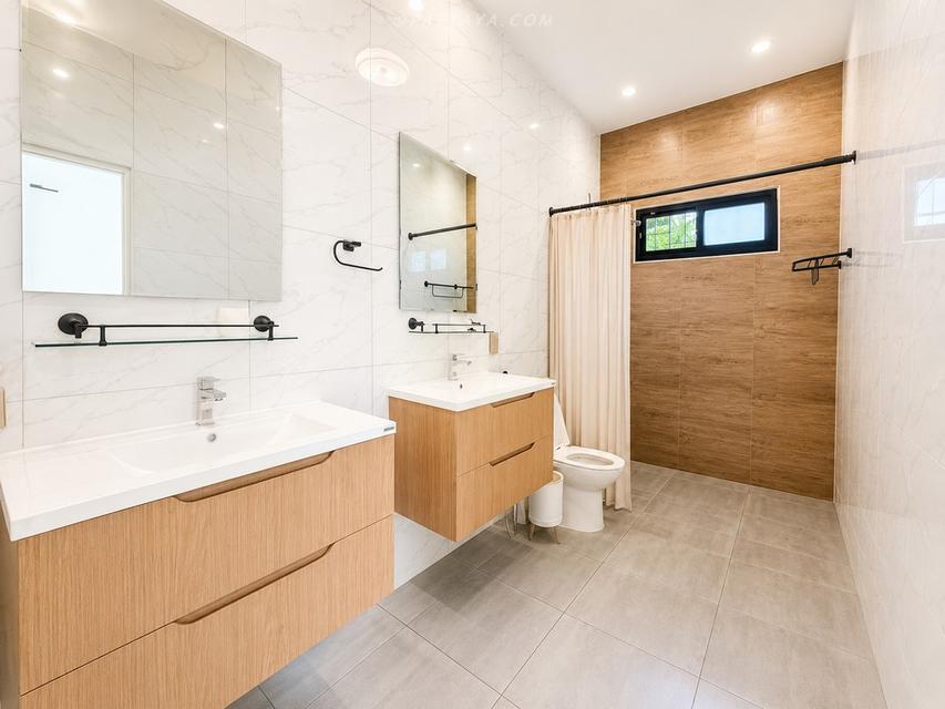 ✨ Executive Pool Villa Oasis ให้เช่า | Laurel Park East Pattaya ✨ เช่า 90,000 บาท/เดือน — พูลวิลล่าหรูส่วนตัว 4 ห้องนอน 3 ห้องน้ำ ห้องแม่บ้าน 11