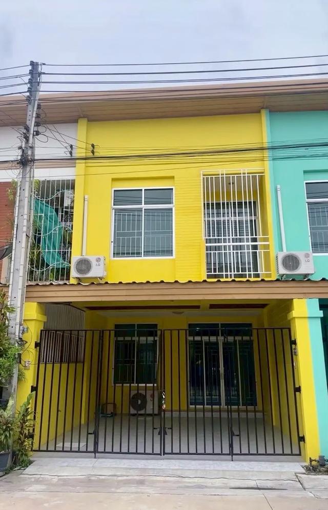 ทาวน์โฮม หมู่บ้านดาริน (บ้านสวน ซอย 11) อ.เมือง ชลบุรี 1