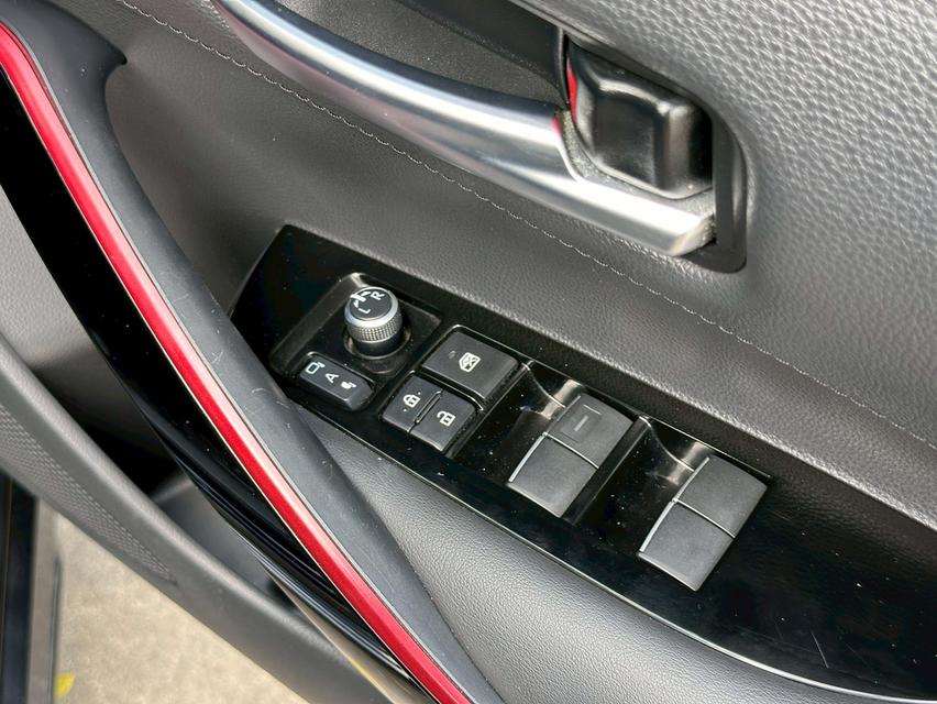 รหัสรถ PEAT6516 TOYOTA COROLLA ALTIS 1.8 GR Sport ปี 2019 14