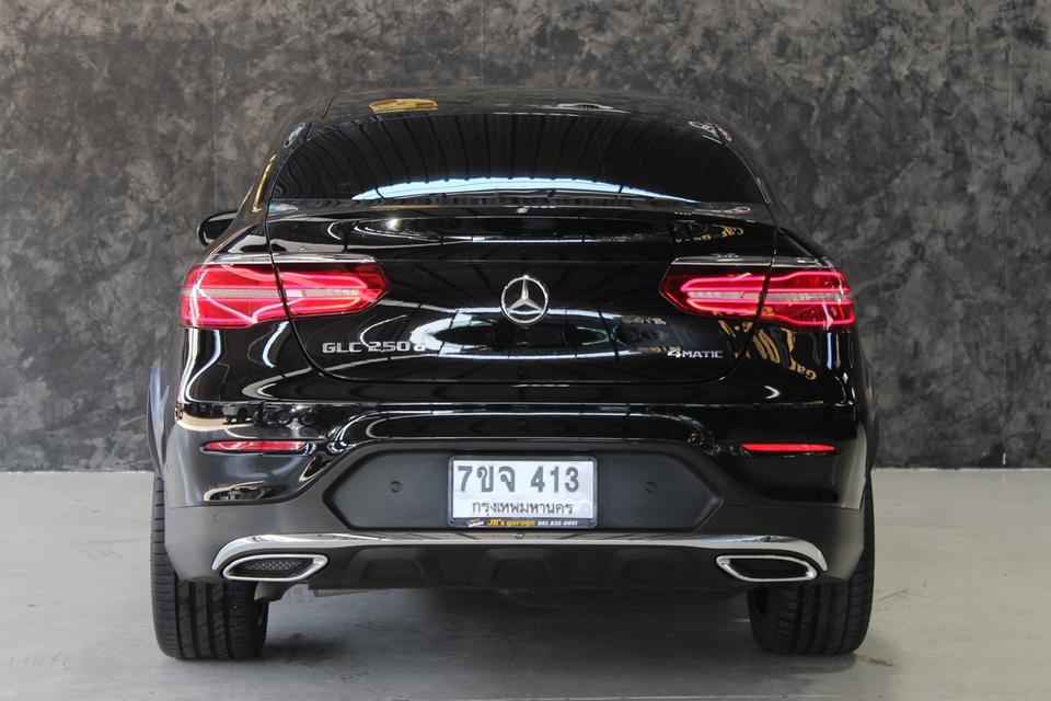 รหัสรถ JRS413 Benz GLC250 Coupe 4Matic Amg ปี 2018 วิ่งเพียง  120,000 km รถตัวถังเดิมสวย รูปที่ 3