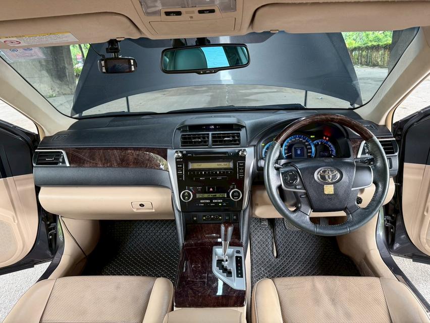 Toyota Camry 2.5 Hybrid CD AT ปี 2013 10