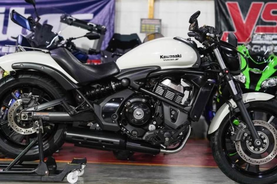 ขาย Kawasaki Vulcan 650 สีขาว