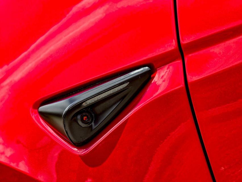 TESLA MODEL Y RWD (STANDARD) 2024 สีแดง รถศูนย์ไทยแท้ รูปที่ 12