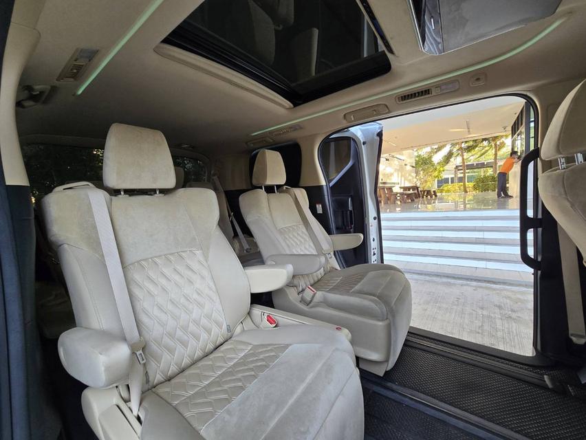 ขาย Toyota Alphard 2.5 X Hybrid  ปี201 10