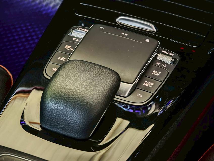 Mercedes-Benz A200 AMG Dynamic ปี 2020 13