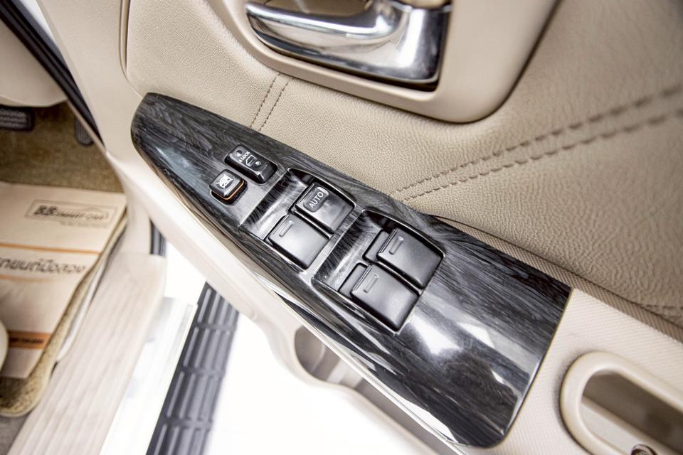 รหัสรถ 1D712 FORTUNER 2.7 V CNG 2011 7