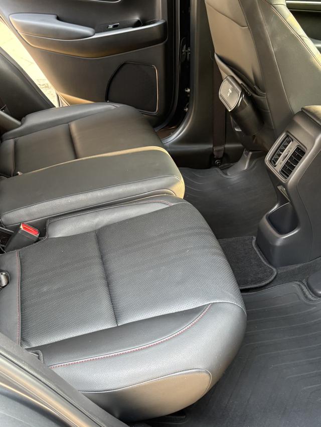 HONDA HRV 1.5 RS eHEV ปี 2022 ใช้มือเดียวเข้าศูนย์ตลอด รูปที่ 6