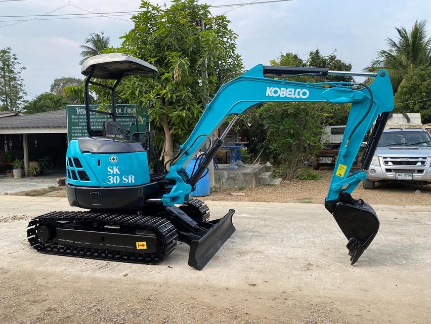 รถแม็คโคร KOBELCO SK 30 SR มือสอง