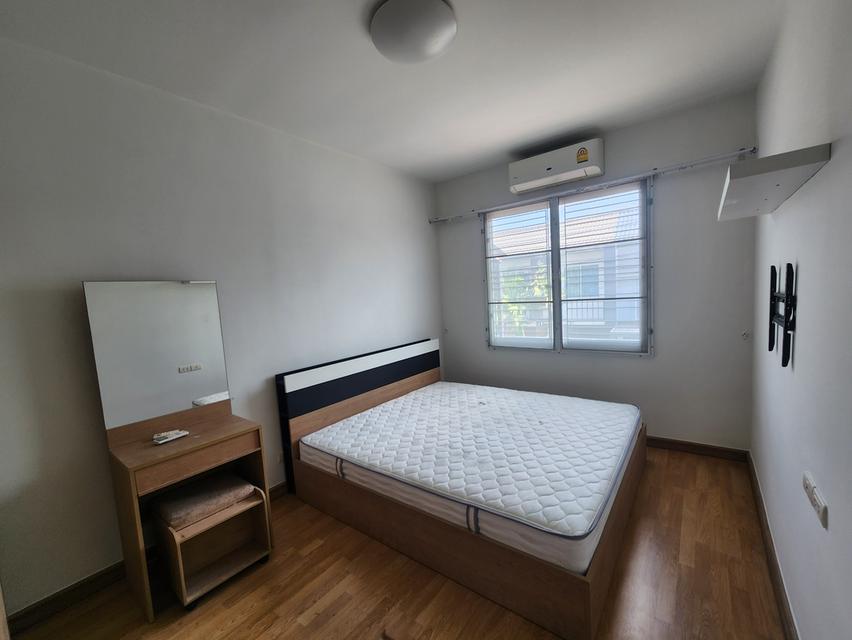 ทาวน์เฮ้า หมุ่บ้านคัลเลอร์ ใกล้เมกะบางนา ราคาพิเศษ 4