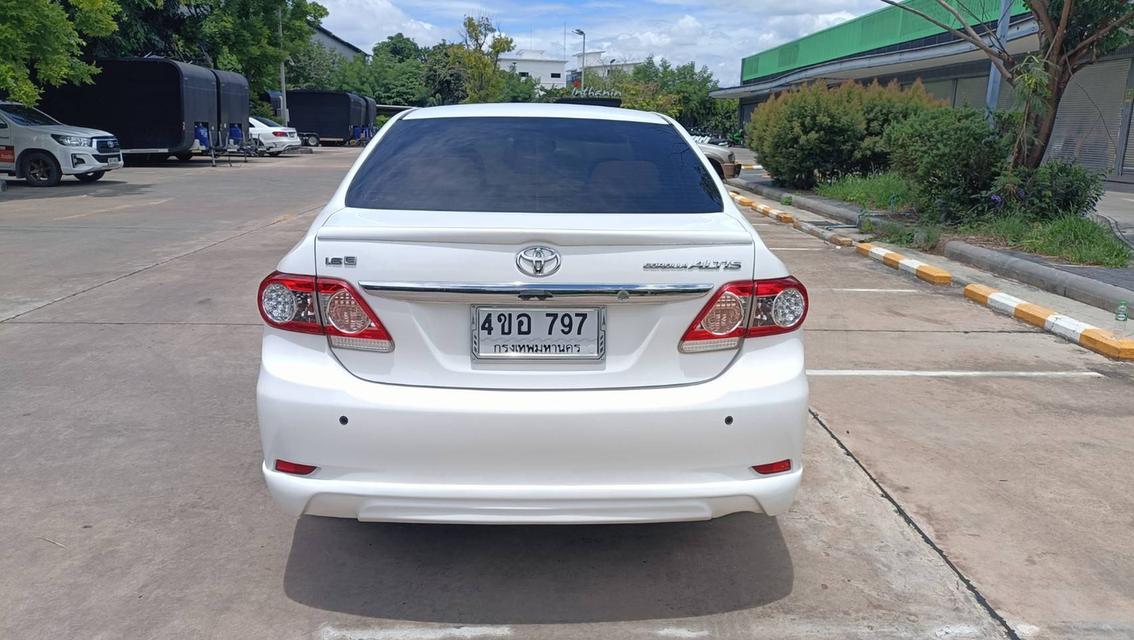  TOYOTA ALTIS 1.6 9