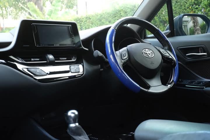 รีบขาย Toyota CHR 4