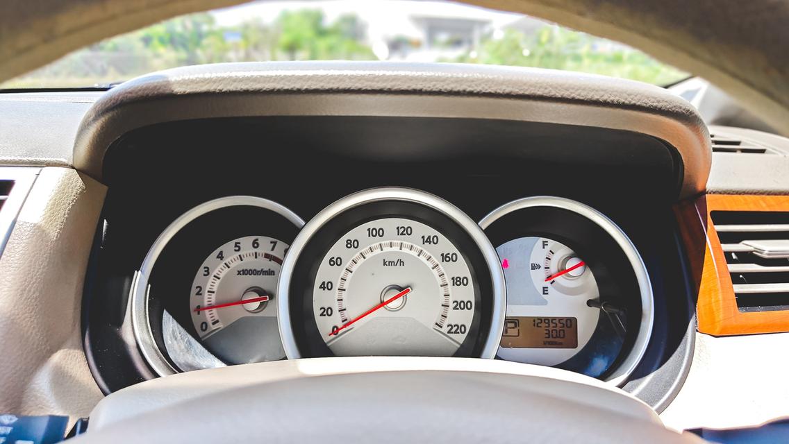 NISSAN TIIDA 1.6 A/T ปี 2009 จด 2010 รูปที่ 15