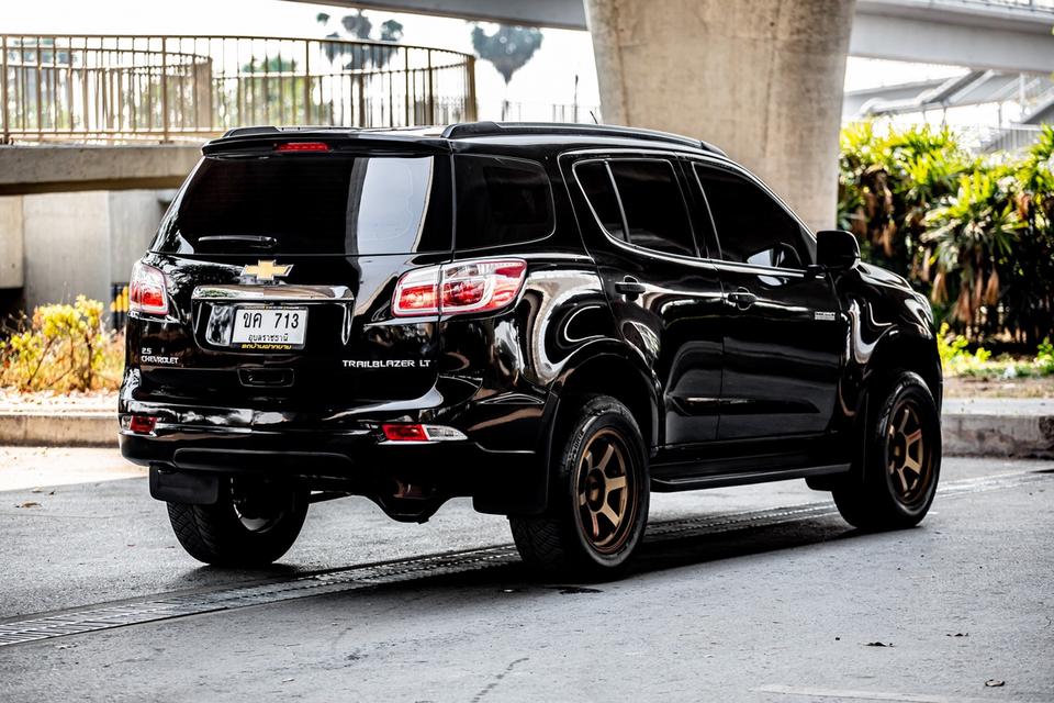 CHEVROLET TRAILBLAZER 2.5 LT ดีเซล ปี 2017 สีดำ รถครอบครัว 7 ที่นั่ง สภาพดี  6